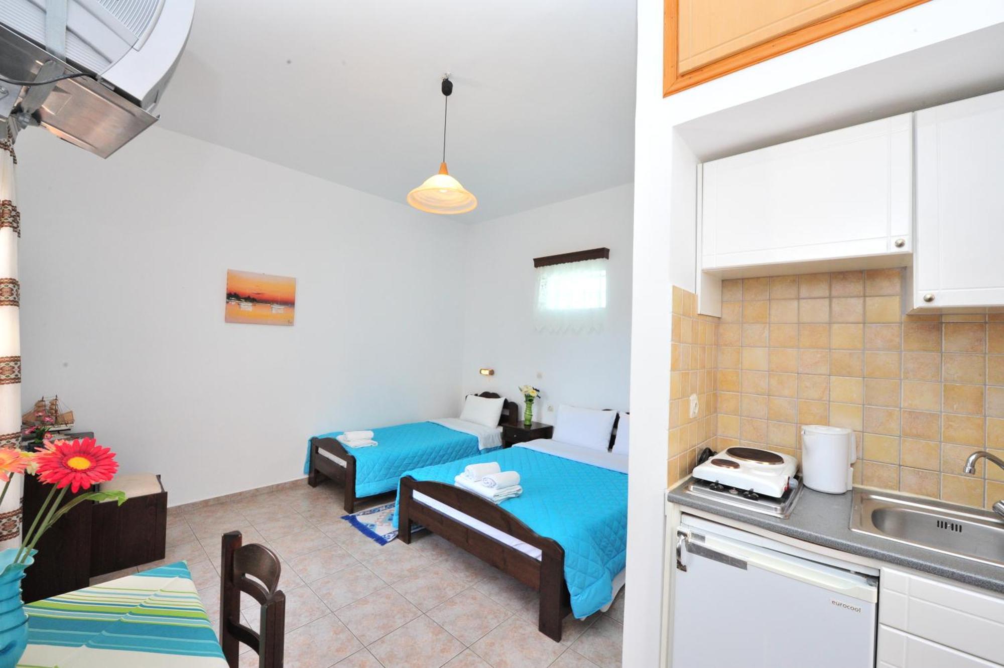 Aparthotel Pension Sofia Amorgos à Katápola Extérieur photo