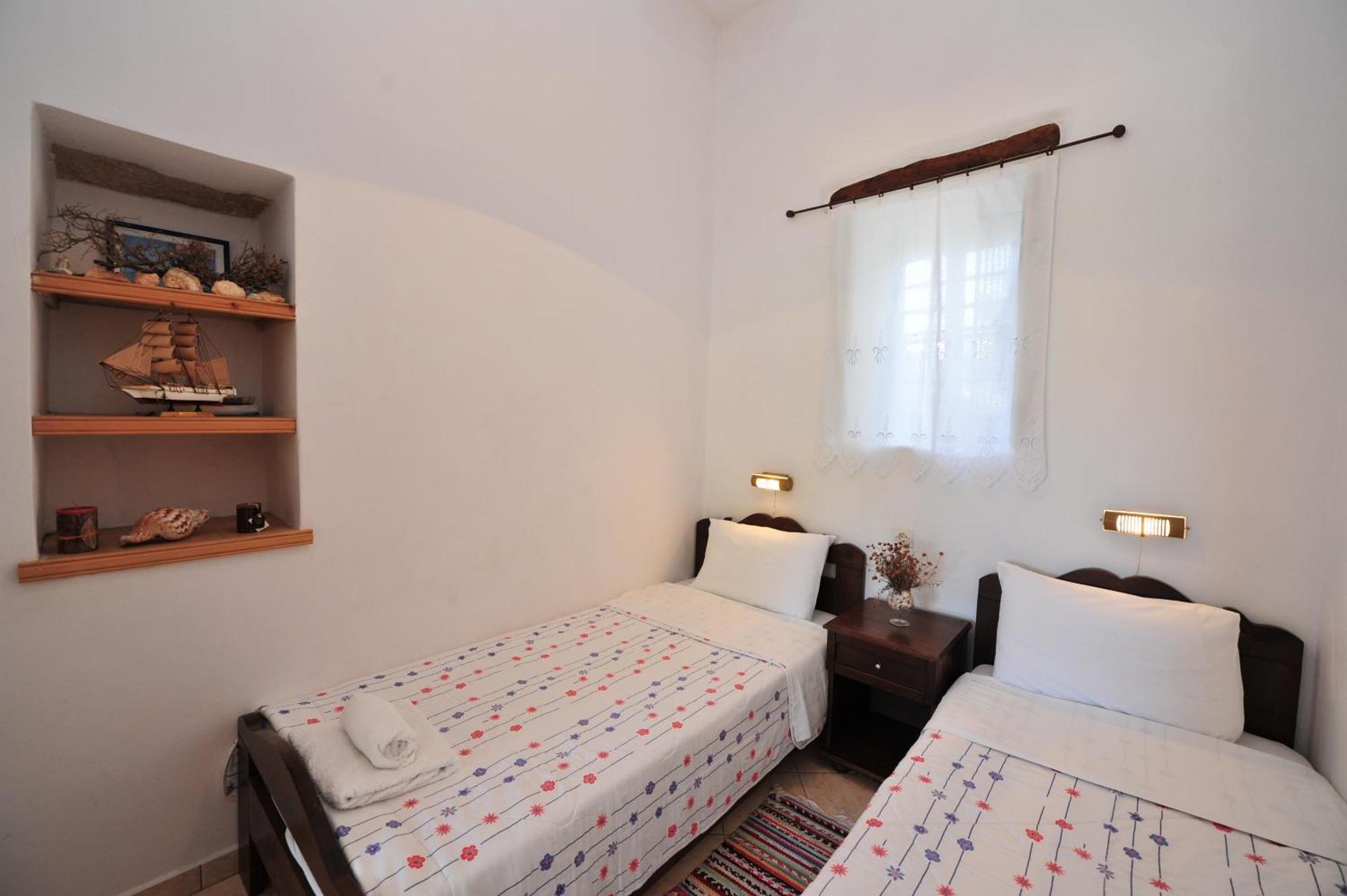 Aparthotel Pension Sofia Amorgos à Katápola Extérieur photo